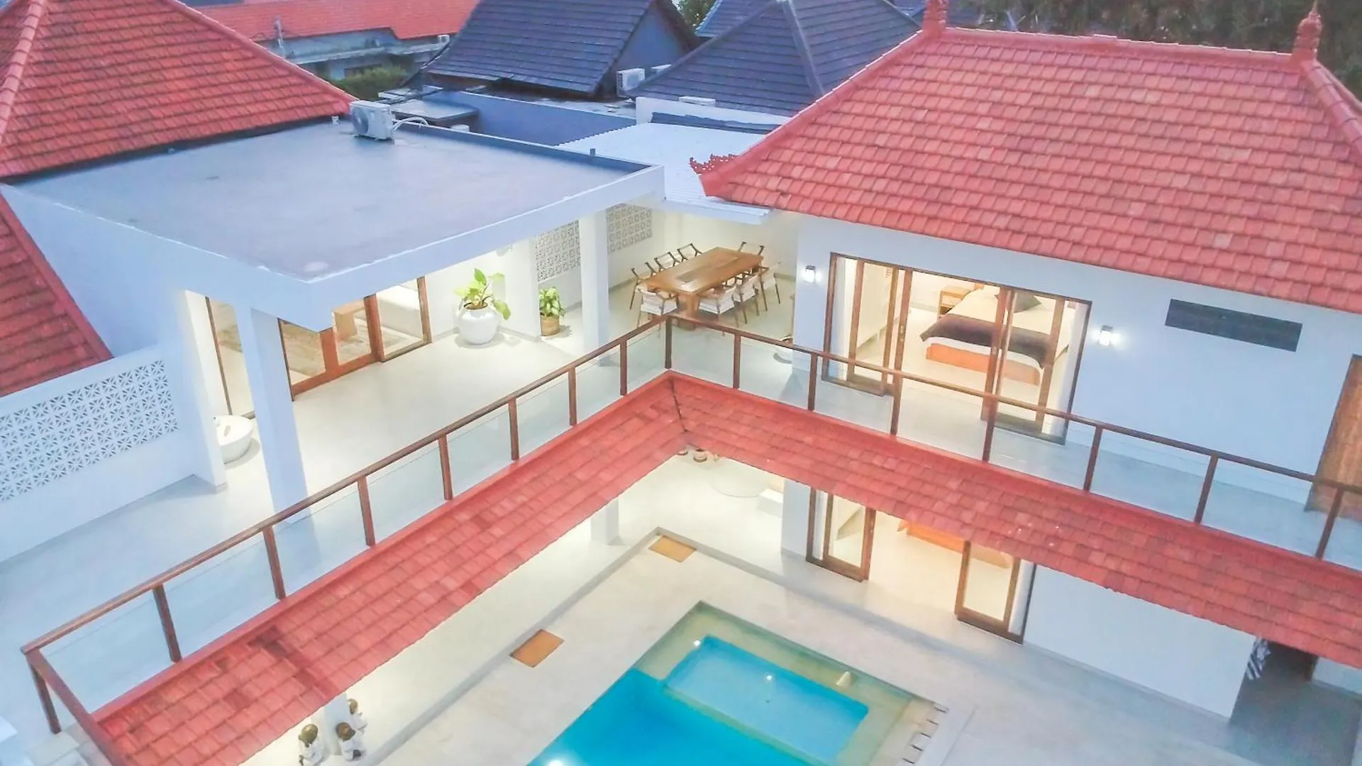 Villa Amil Seminyak contacts