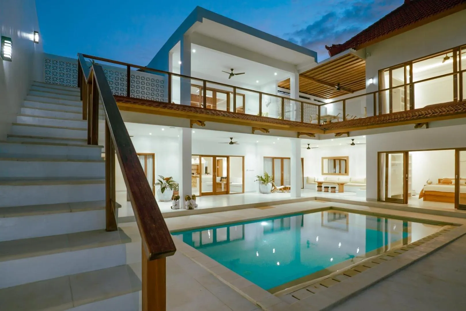 Villa Amil Seminyak Индонезия